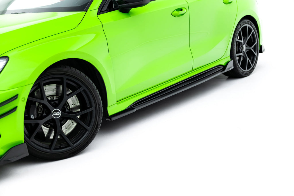 Maxton Design Difusores de taloneras laterales V.2 para Audi RS3 Sportback 8Y Facelift - imagen 3