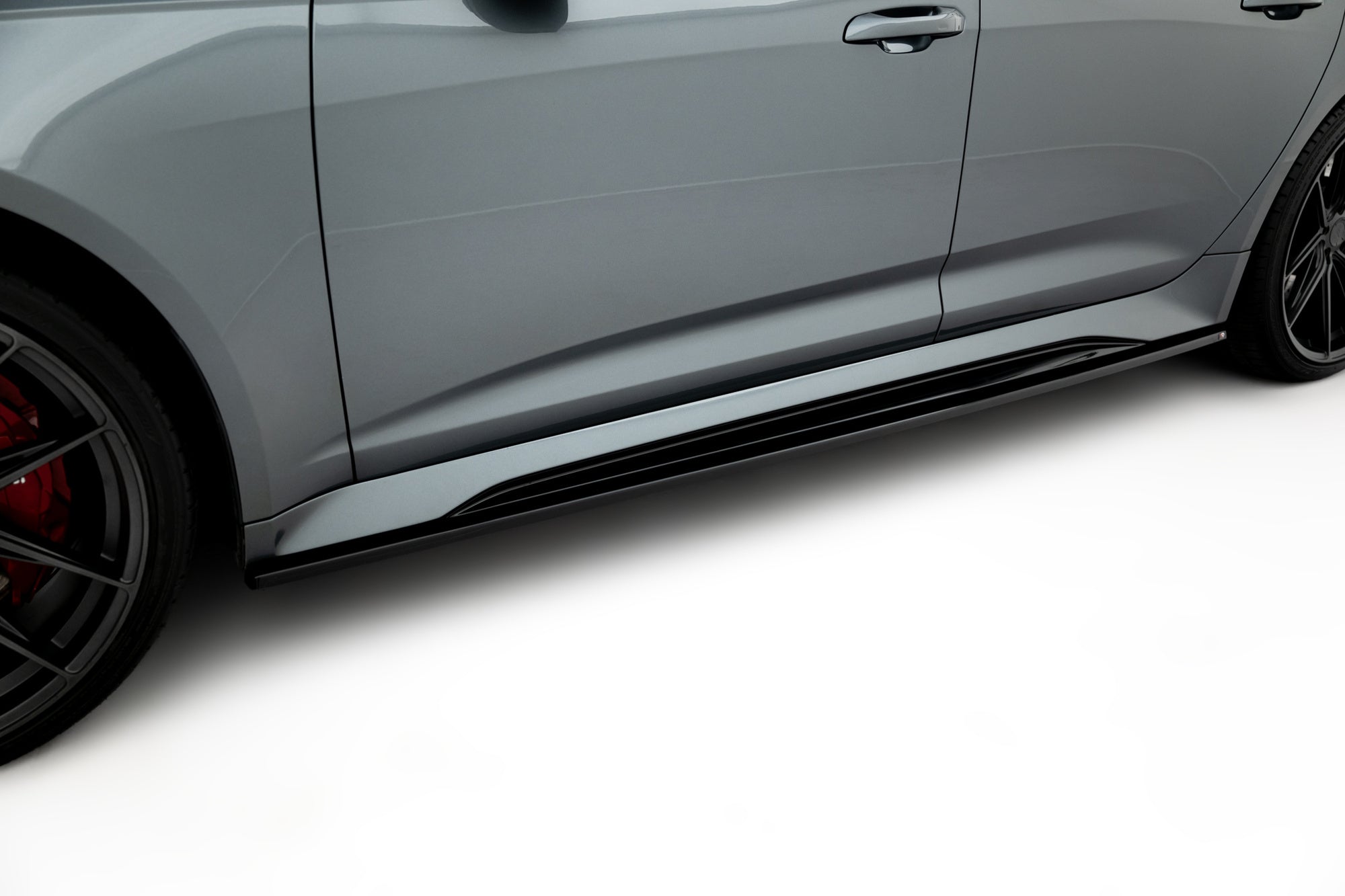Maxton Design Difusores de taloneras laterales V.2 para Audi RS6 C8 / C8 Facelift - imagen 1