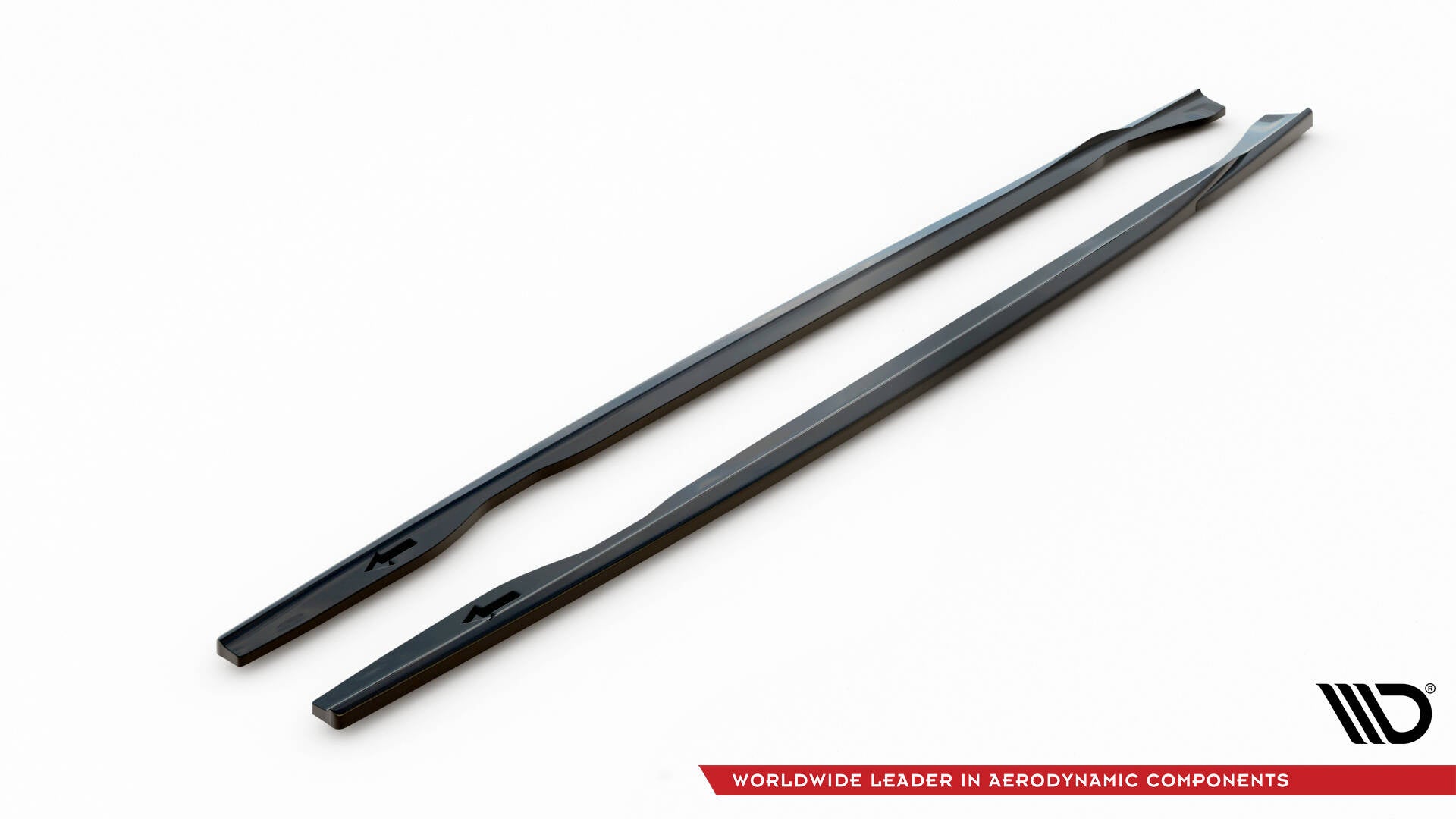 Maxton Design Difusores de taloneras laterales V.2 para BMW 1 E81 Facelift - imagen 5
