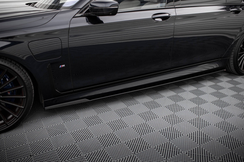 Maxton Design Difusores de taloneras laterales V.2 para BMW 7 Long M-Pack G12 - imagen 1