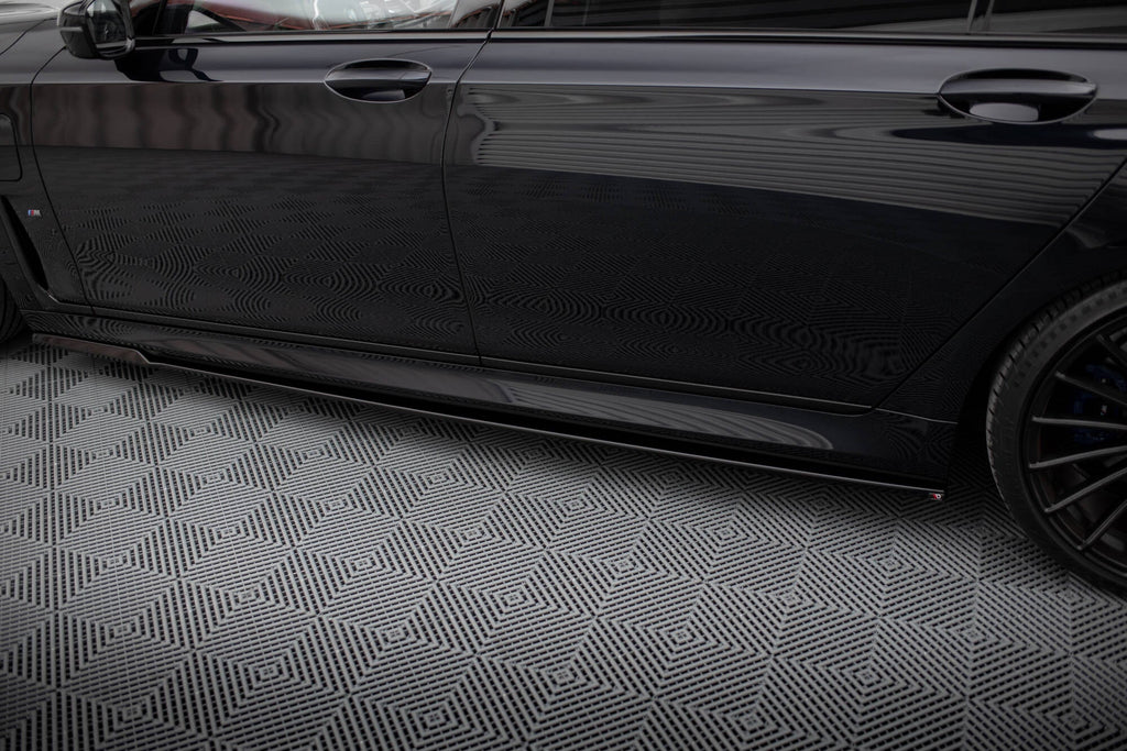 Maxton Design Difusores de taloneras laterales V.2 para BMW 7 Long M-Pack G12 - imagen 3