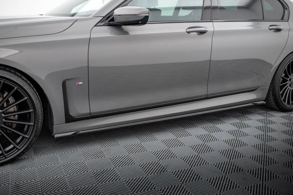 Maxton Design Difusores de taloneras laterales V.2 para BMW 7 M-Pack G11 - imagen 1