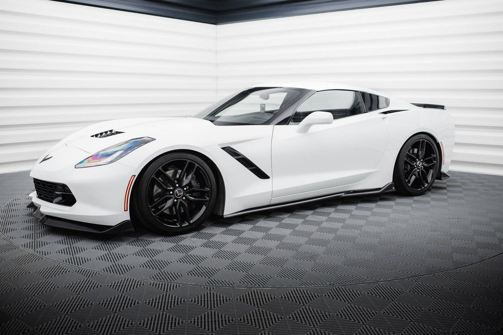 Maxton Design Difusores de taloneras laterales V.2 para Chevrolet Corvette Stingray C7 - imagen 2