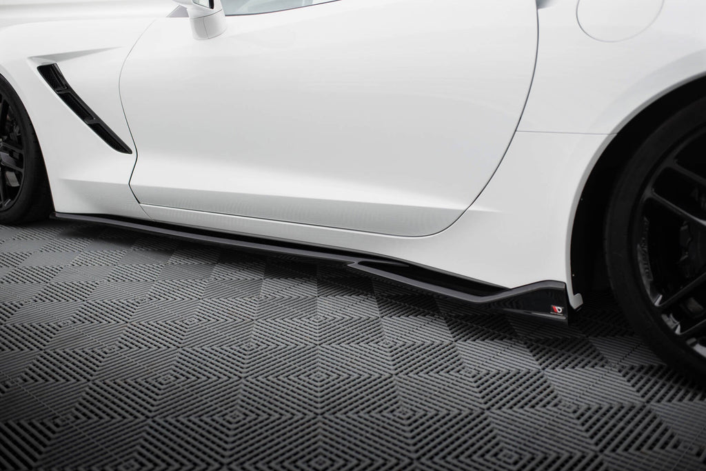Maxton Design Difusores de taloneras laterales V.2 para Chevrolet Corvette Stingray C7 - imagen 3