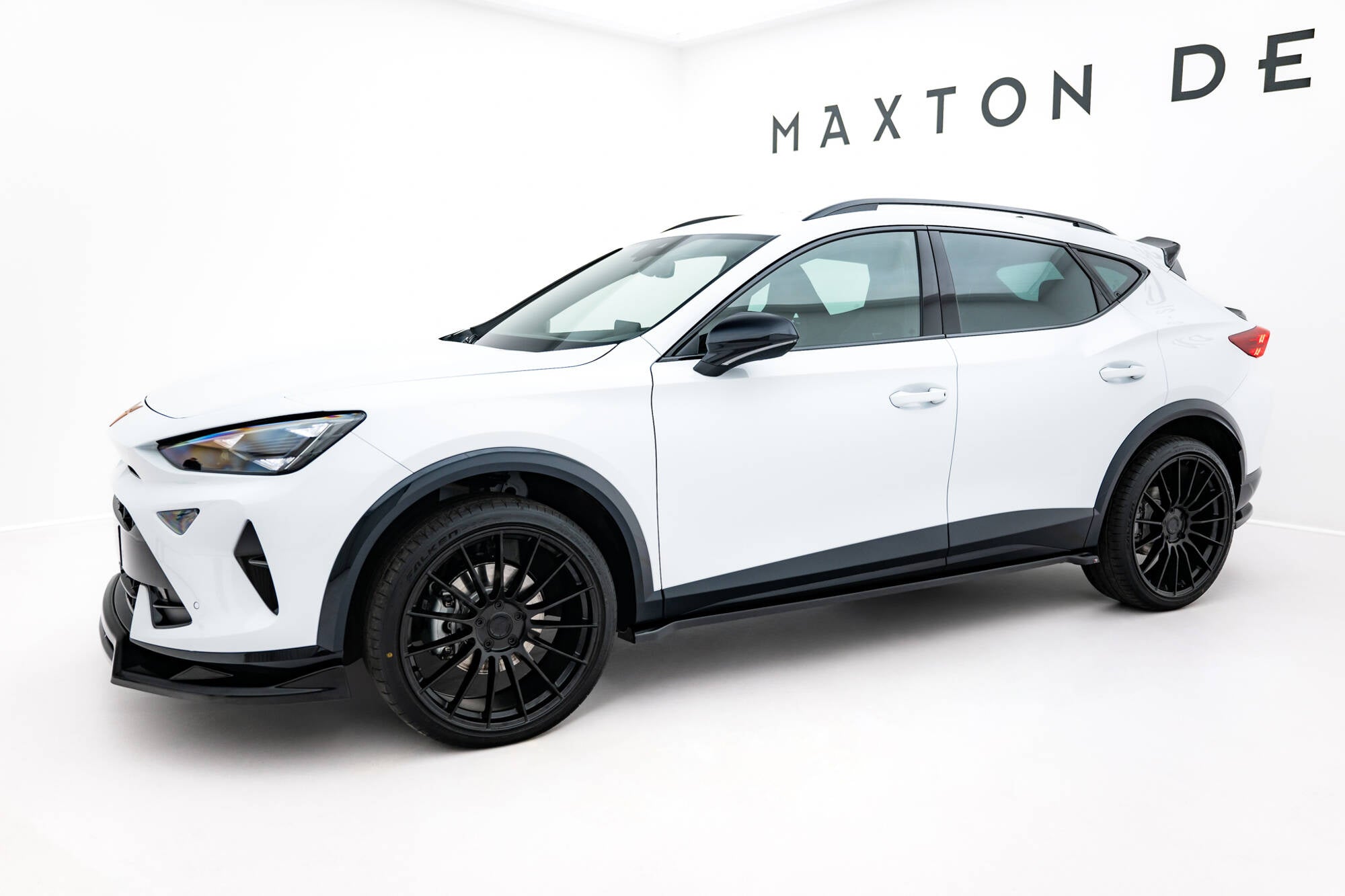 Maxton Design Difusores de taloneras laterales V.2 para Cupra Formentor Mk1 Facelift - imagen 2