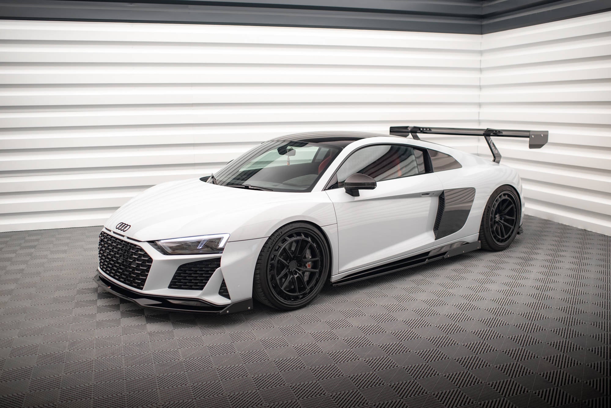 Maxton Design Difusores de taloneras laterales V.2+ Flaps para Audi R8 Mk2 Facelift - imagen 3