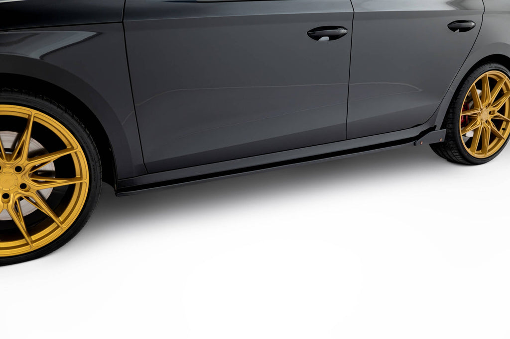 Maxton Design Difusores de taloneras laterales V.2 + Flaps para Skoda Octavia RS Liftback / Combi Mk4 Facelift - imagen 1