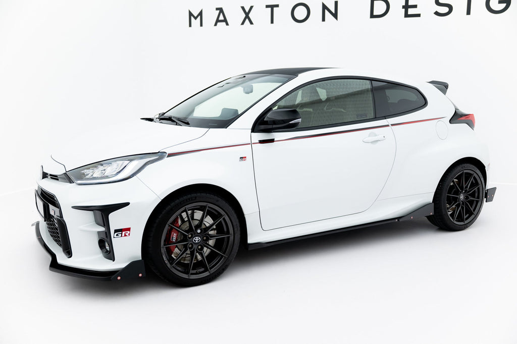 Maxton Design Difusores de taloneras laterales V.2 + Flaps para Toyota GR Yaris Mk4 - imagen 2