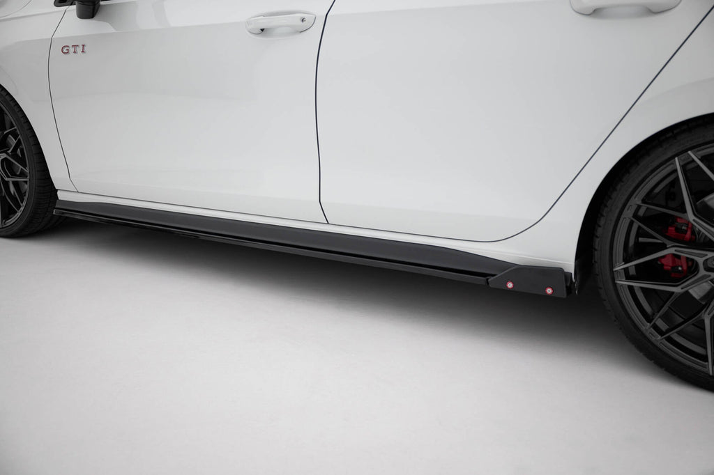 Maxton Design Difusores de taloneras laterales V.2 + Flaps para Volkswagen Golf GTI / GTE / GTI Clubsport / GTD / R-Line Mk8 - imagen 4
