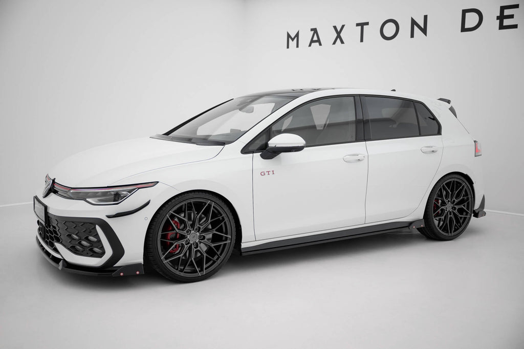 Maxton Design Difusores de taloneras laterales V.2 + Flaps para Volkswagen Golf GTI / GTE / GTI Clubsport / GTD / R-Line Mk8 - imagen 2