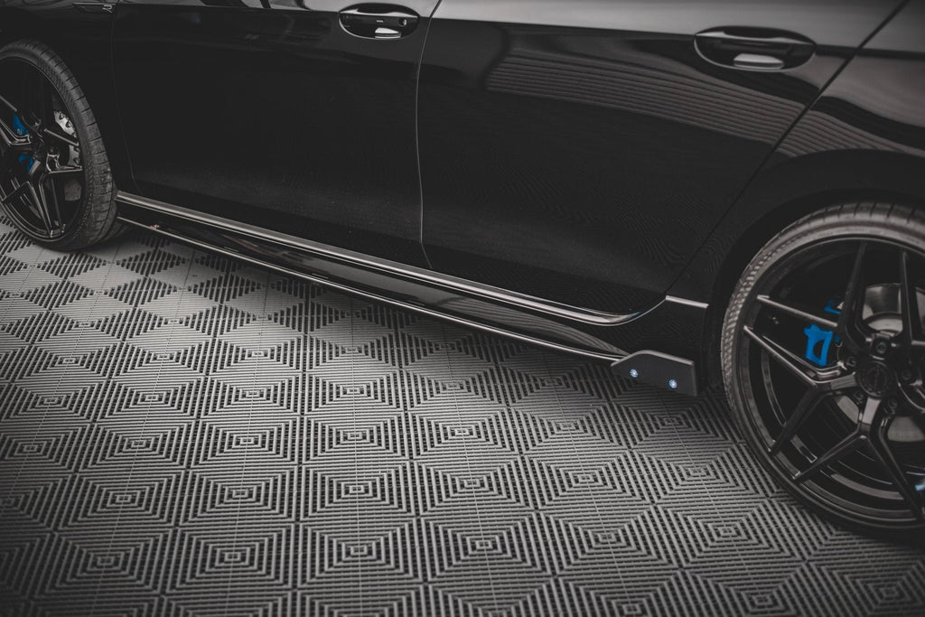 Maxton Design Difusores de taloneras laterales V.2 + Flaps para Volkswagen Golf R Hatchback Mk8 - imagen 6