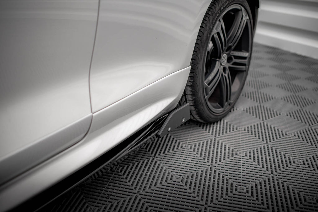 Maxton Design Difusores de taloneras laterales V.2 + Flaps para Volkswagen Scirocco R Mk3 - imagen 3