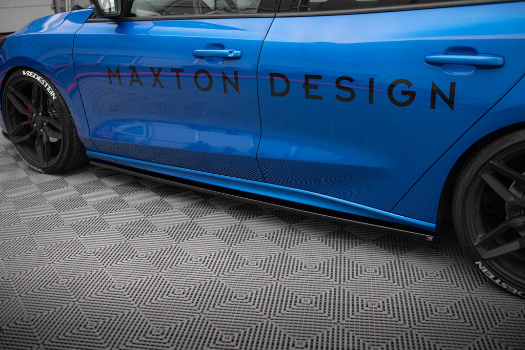 Maxton Design Difusores de taloneras laterales V.2 para Ford Focus ST / ST-Line Mk4 - imagen 3