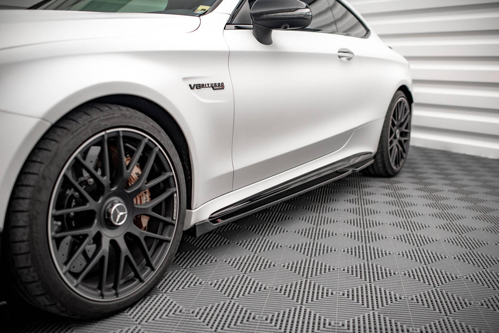 Maxton Design Difusores de taloneras laterales V.2 para Mercedes-AMG C 63AMG Coupe C205 Facelift - imagen 1