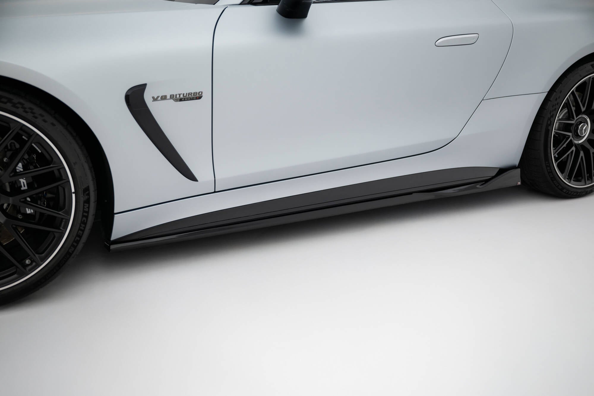 Maxton Design Difusores de taloneras laterales V.2 para Mercedes-AMG GT 63 / 55 / 63 S E Performance C192 - imagen 1