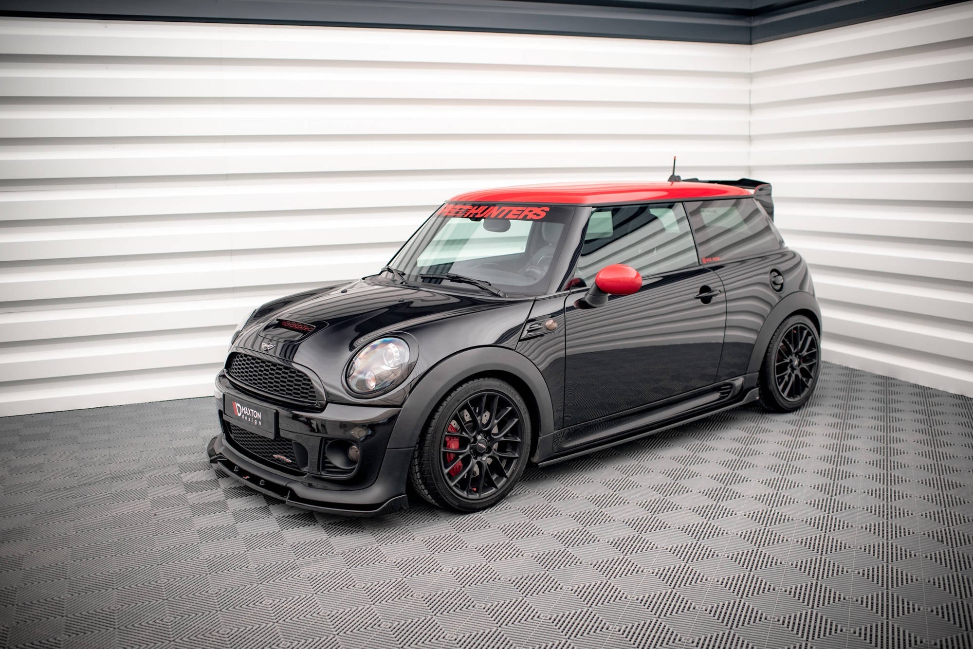 Maxton Design Difusores de taloneras laterales V.2 para Mini Cooper John Cooper Works R56 - imagen 3