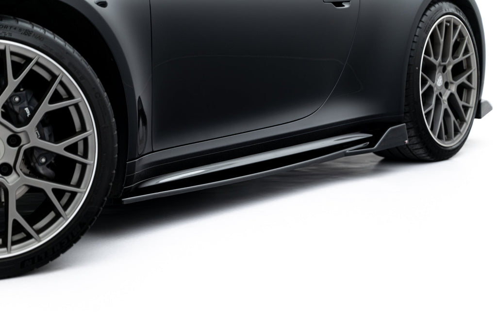 Maxton Design Difusores de taloneras laterales V.2 para Porsche 911 Carrera Sport Design 992 - imagen 1