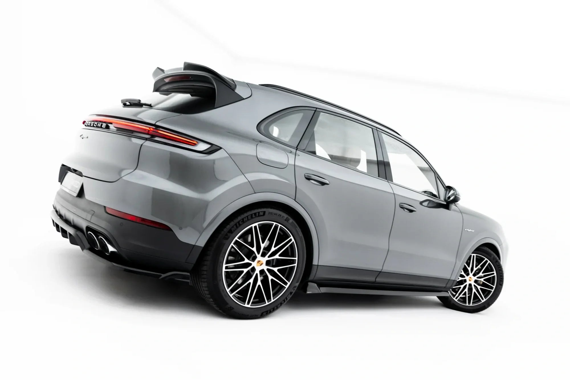 Maxton Design Difusores de taloneras laterales V.2 para Porsche Cayenne SUV / Coupe Mk3 Facelift - imagen 1