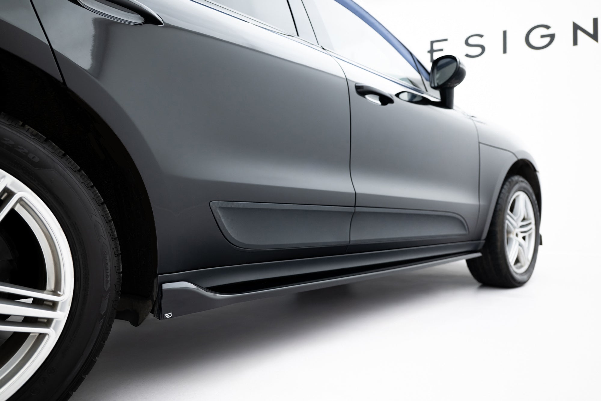 Maxton Design Difusores de taloneras laterales para Porsche Macan GTS / Sport Design Mk1 - imagen 3
