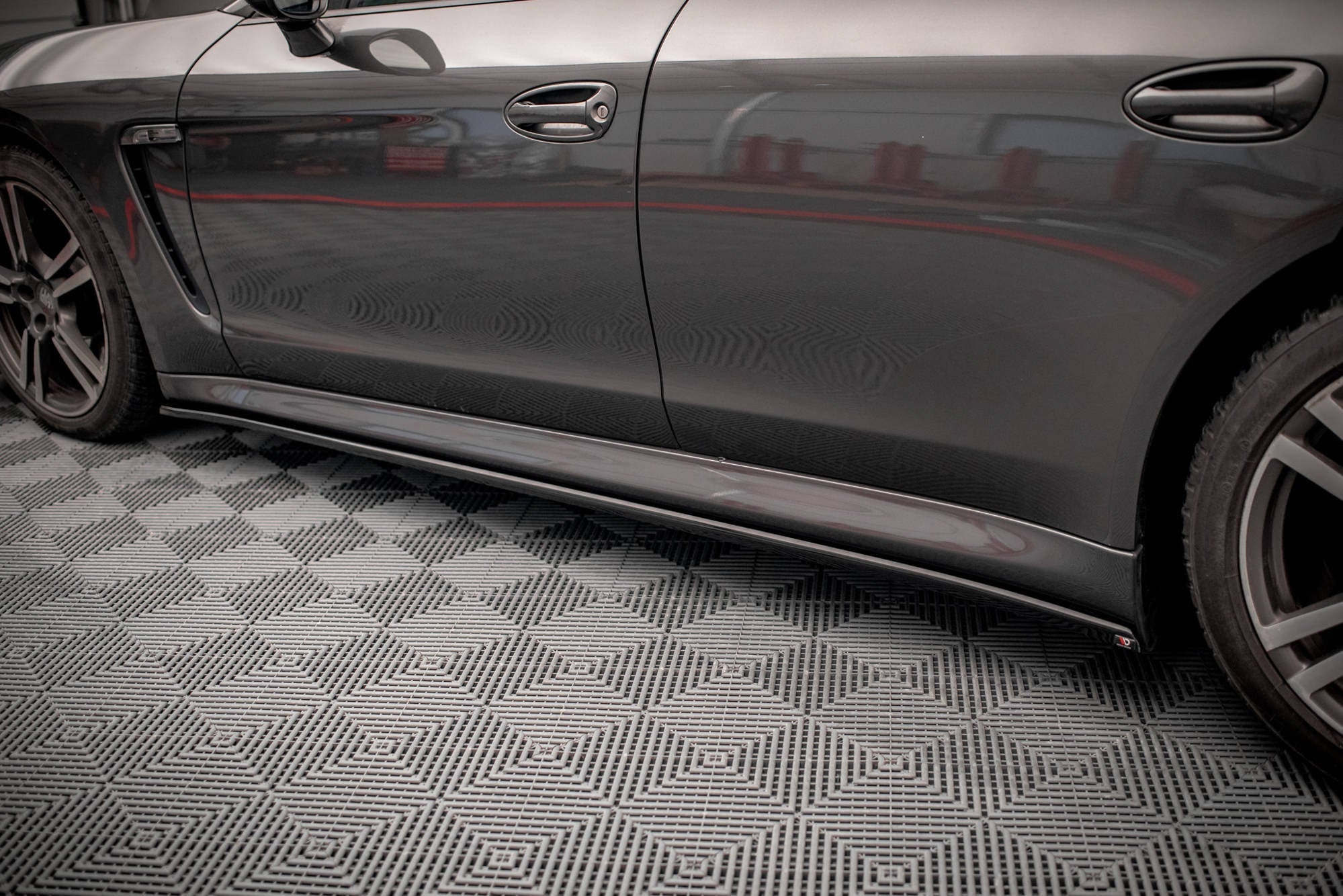 Maxton Design Difusores de taloneras laterales V.2 para Porsche Panamera / Panamera Diesel / Panamera Turbo 970 - imagen 2