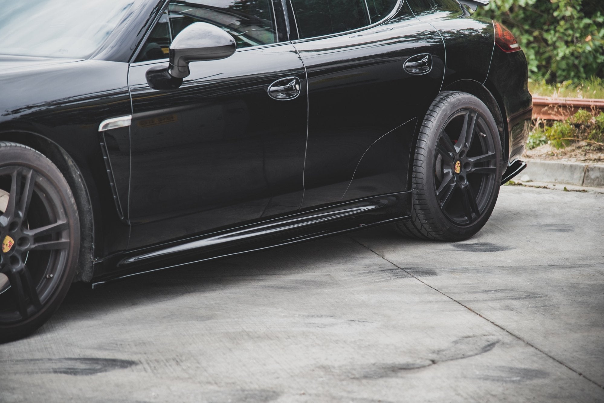 Maxton Design Difusores de taloneras laterales V.2 para Porsche Panamera Turbo 970 Facelift - imagen 1