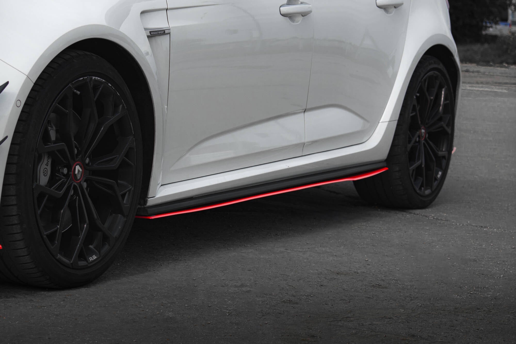 Maxton Design Difusores de taloneras laterales V.2 para Renault Megane RS Mk4 - imagen 1