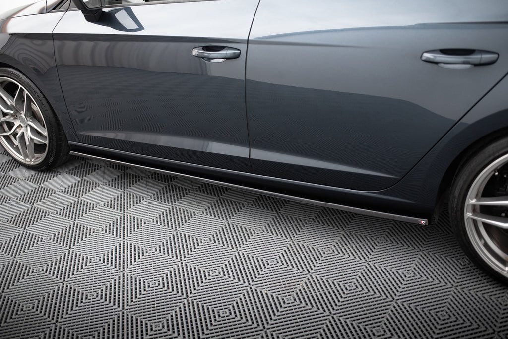 Maxton Design Difusores de taloneras laterales V.2 para Seat Leon Mk3 Cupra/ FR Facelift - imagen 4