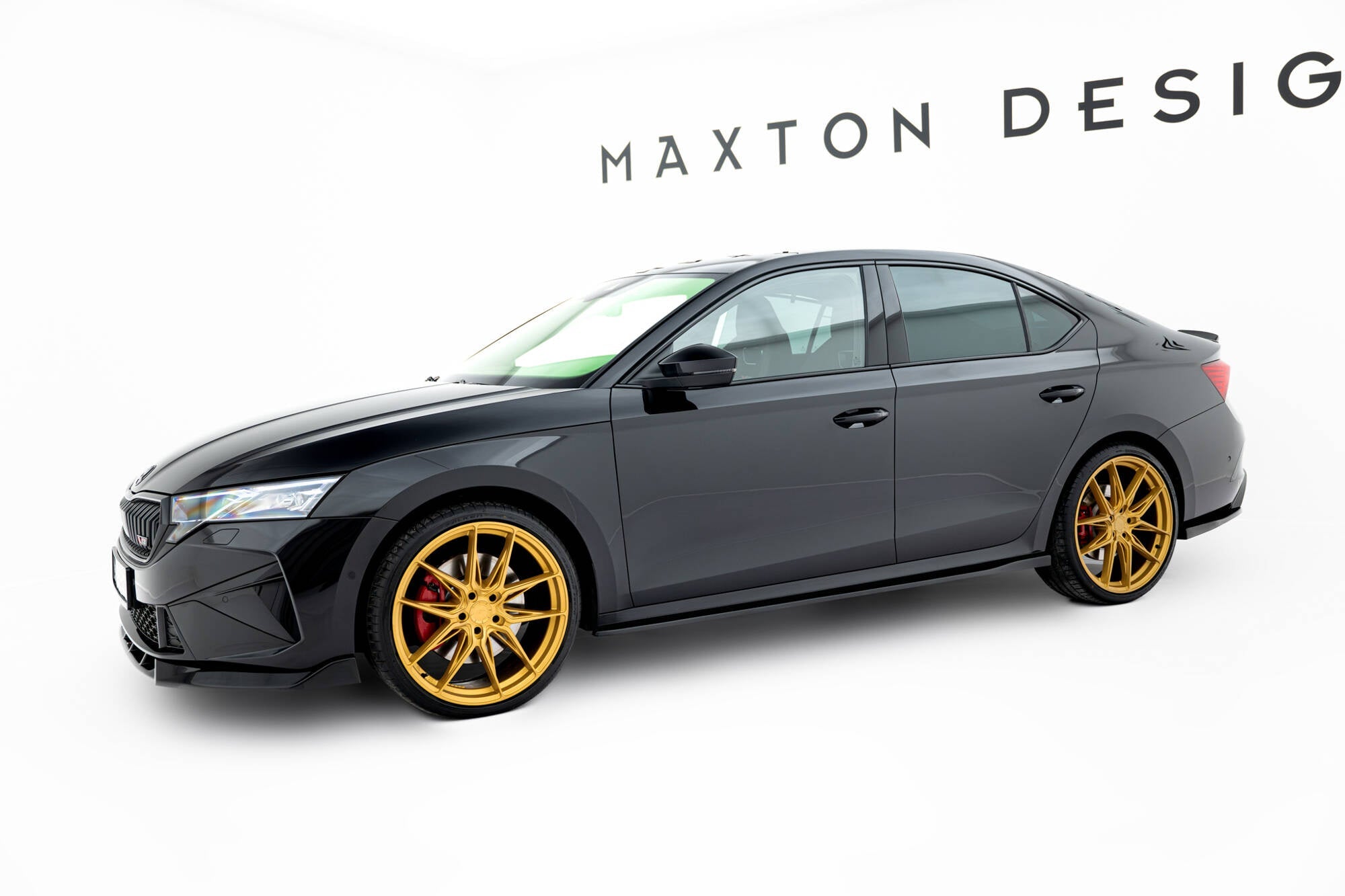 Maxton Design Difusores de taloneras laterales V.2 para Skoda Octavia RS Liftback / Combi Mk4 Facelift - imagen 3