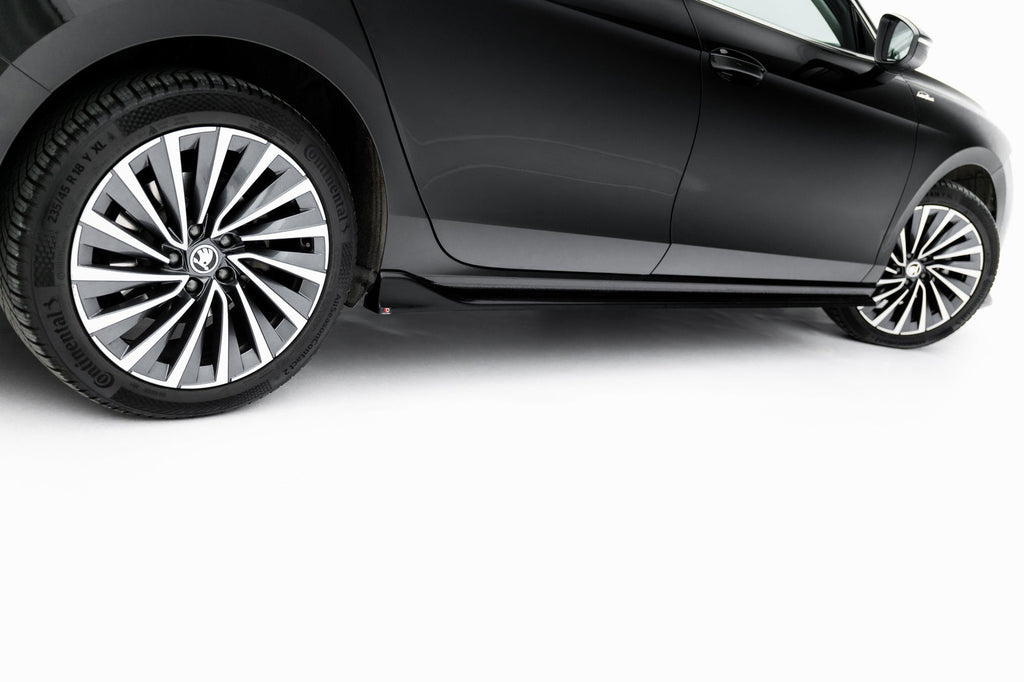 Maxton Design Difusores de taloneras laterales V.2 para Skoda Superb Mk4 - imagen 4