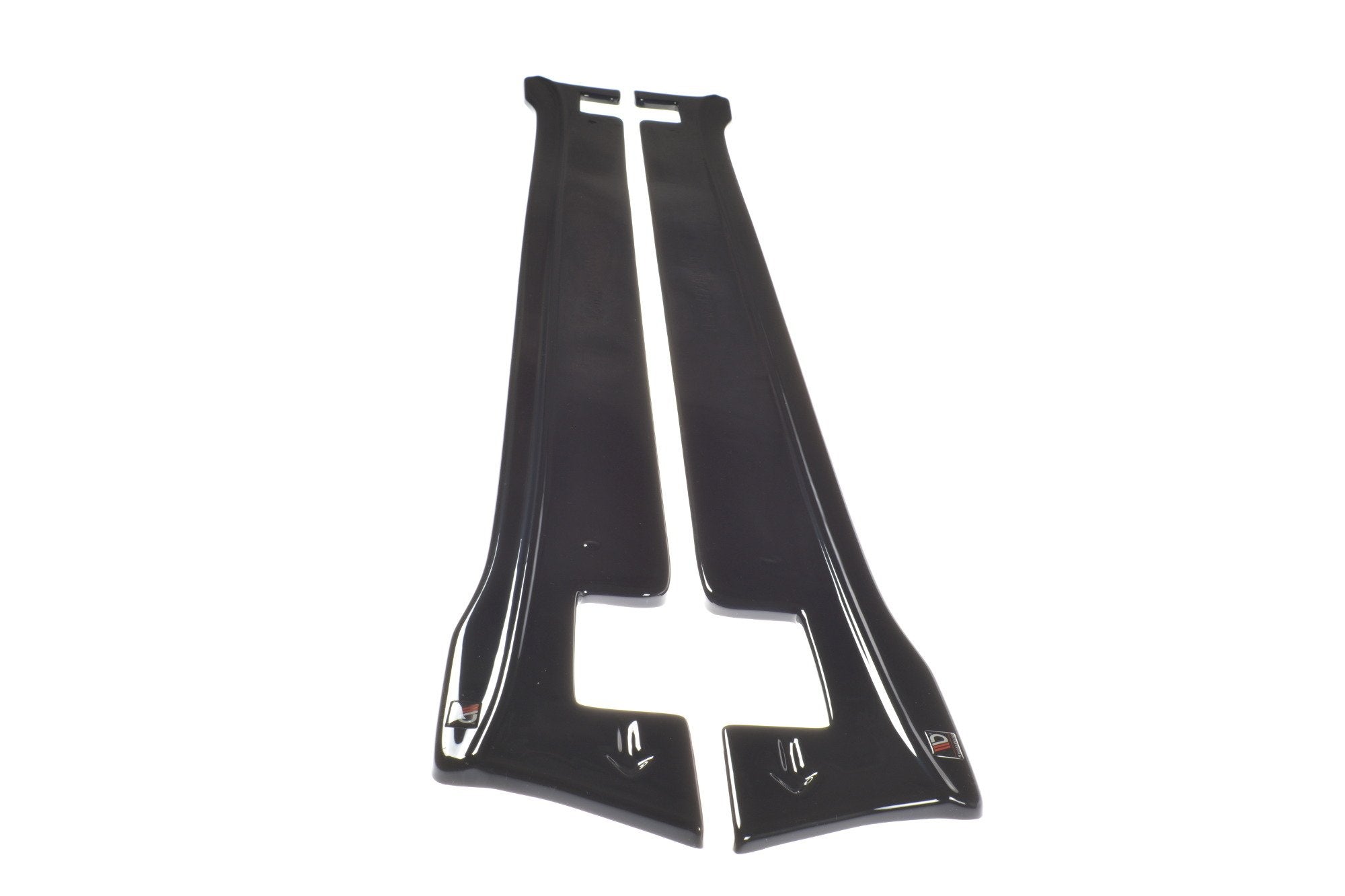 Maxton Design Difusores de taloneras laterales V.2 para Tesla Model X Mk1 - imagen 4