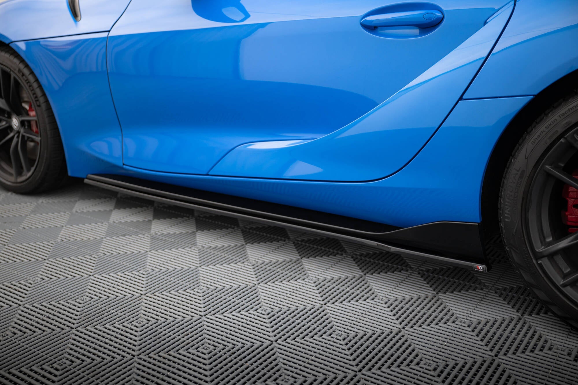 Maxton Design Difusores de taloneras laterales V.2 para Toyota Supra Mk5 - imagen 5