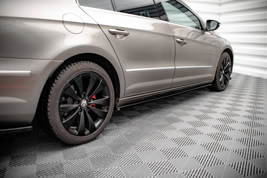 Maxton Design Difusores de taloneras laterales V.2 para Volkswagen Passat CC - imagen 2