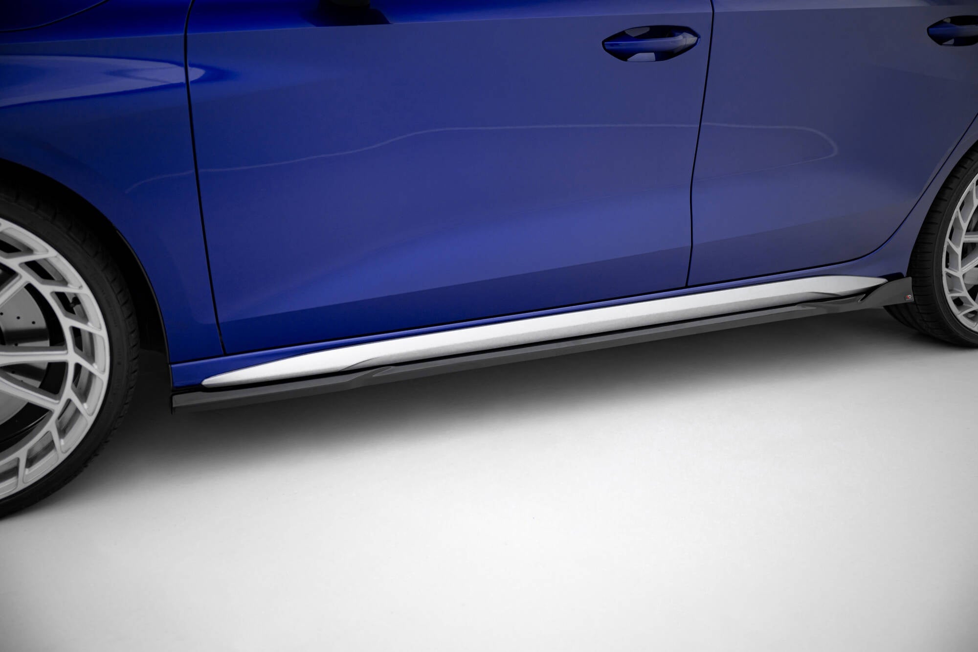 Maxton Design Difusores de taloneras laterales V.3 para Audi A3 S-Line Sedan / S3 Sedan 8Y / 8Y Facelift - imagen 1