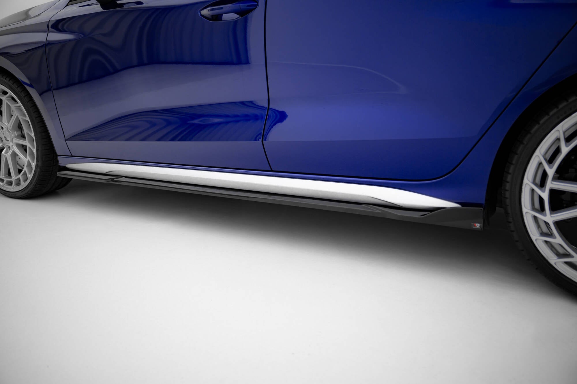 Maxton Design Difusores de taloneras laterales V.3 para Audi A3 S-Line Sedan / S3 Sedan 8Y / 8Y Facelift - imagen 3