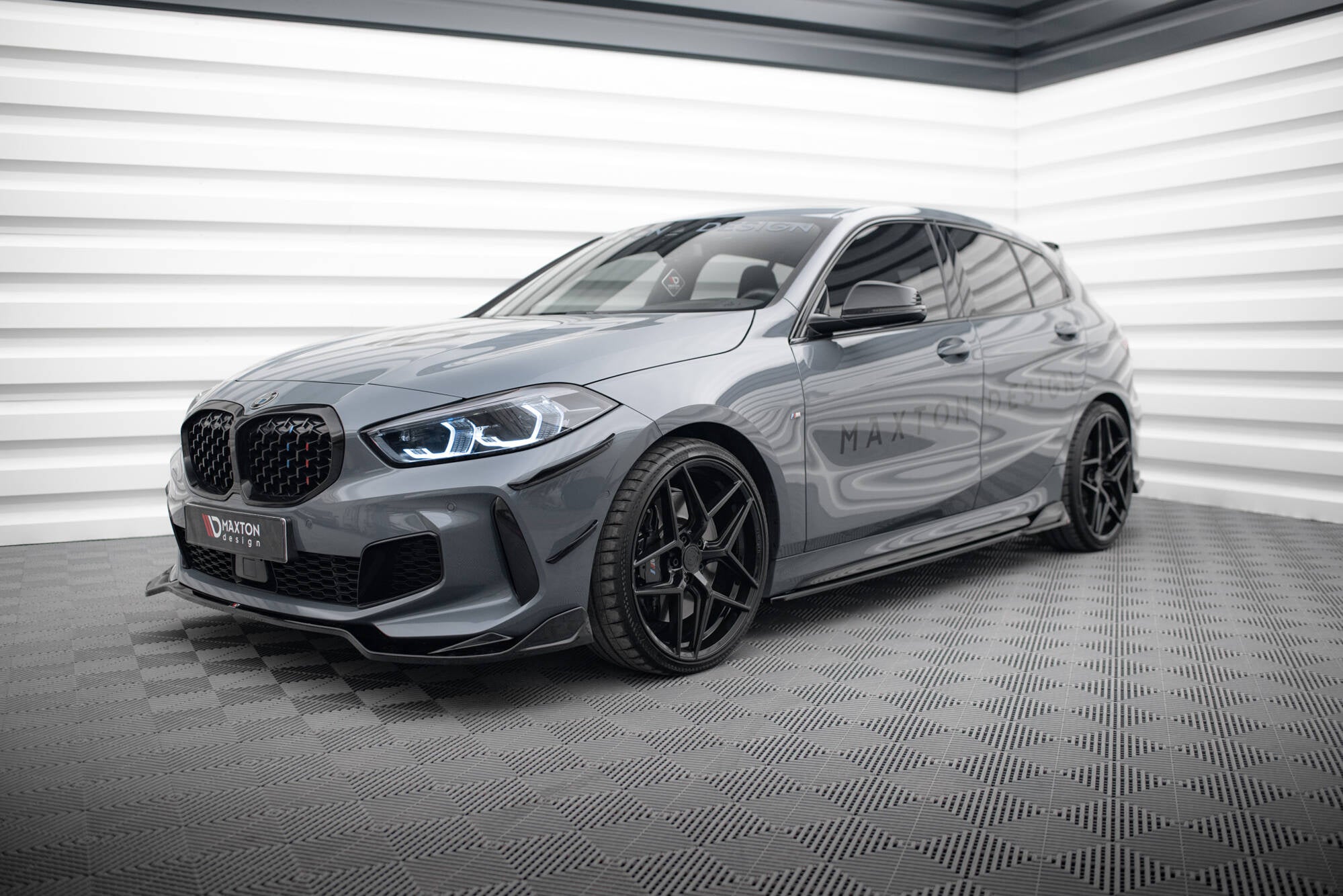 Maxton Design Difusores de taloneras laterales V.3 para BMW 1 M-Pack/ M135i / 128ti F40 - imagen 5