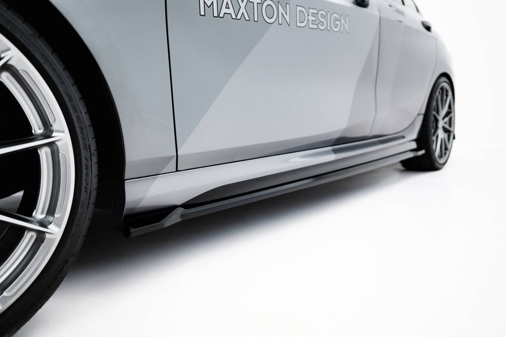Maxton Design Difusores de taloneras laterales V.3 para BMW M135i F70 - imagen 4