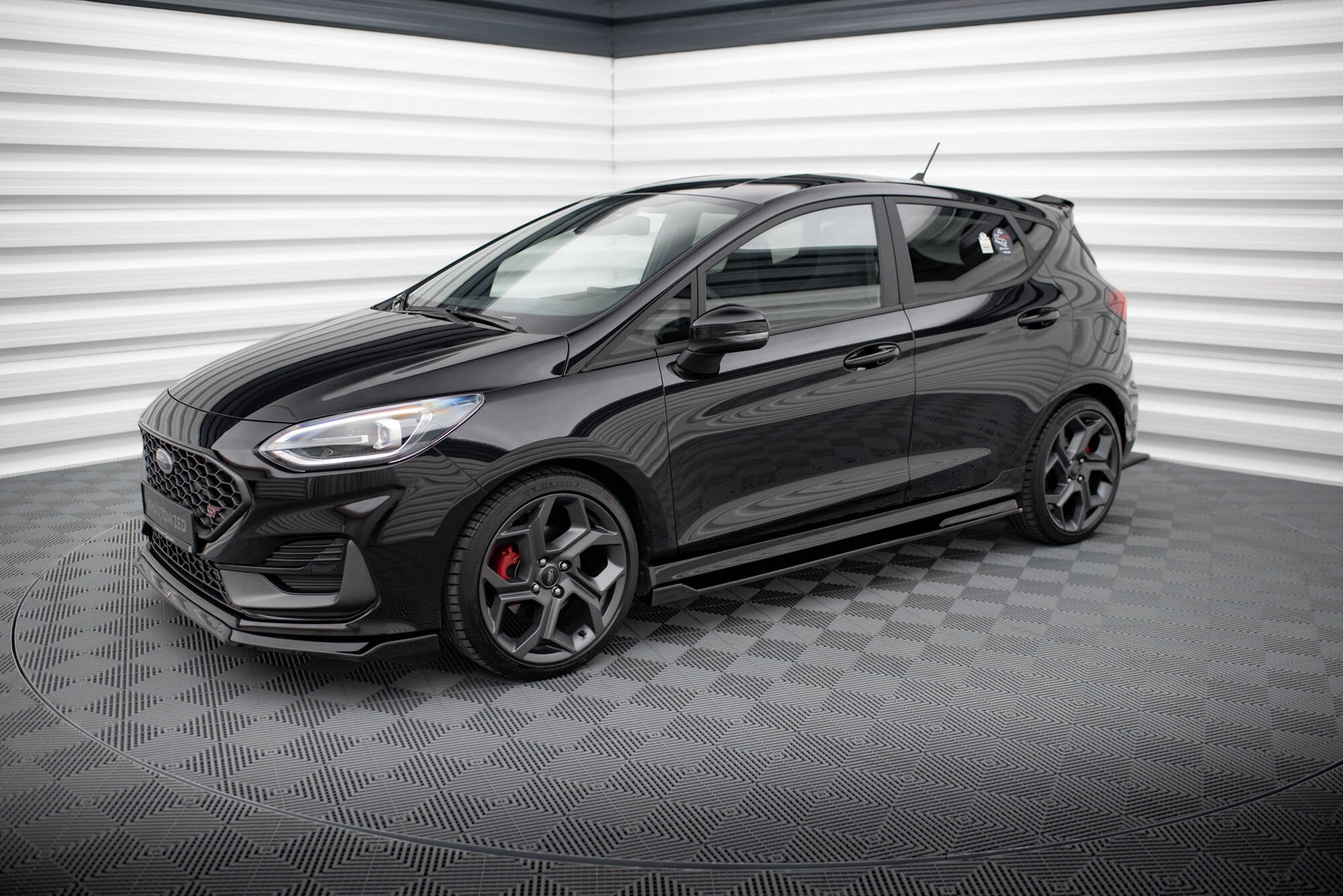 Maxton Design Difusores de taloneras laterales V.3 para Ford Fiesta Mk8 ST / ST-Line - imagen 2