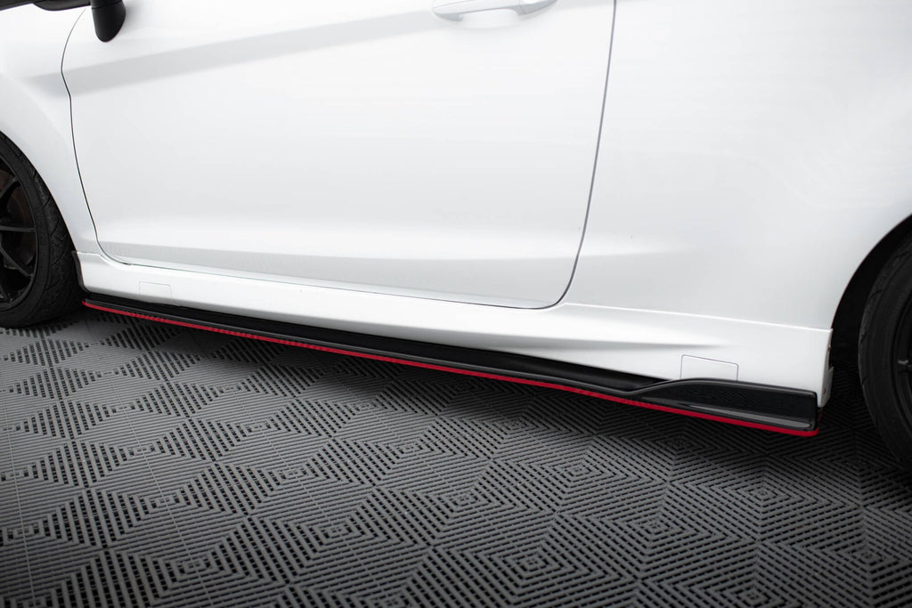 Maxton Design Difusores de taloneras laterales V.3 para Ford Fiesta ST / ST-Line Mk7 - imagen 2