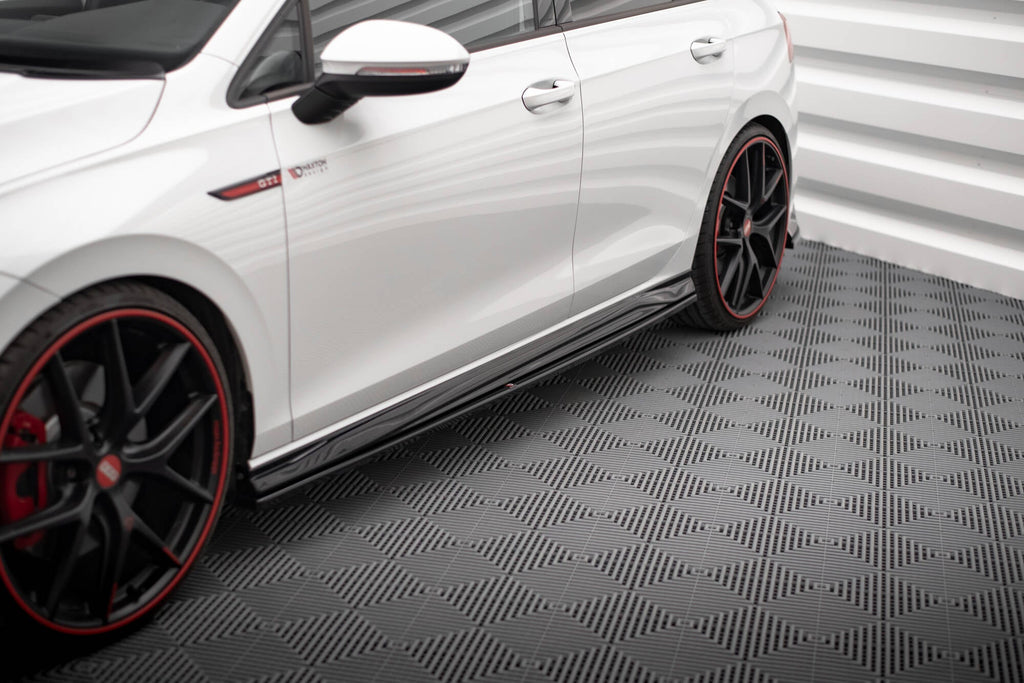 Maxton Design Difusores de taloneras laterales V.4 para Volkswagen Golf GTI / GTE / GTI Clubsport / GTD / R-Line Mk8 - imagen 6