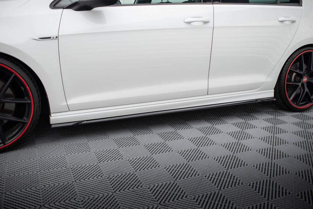 Maxton Design Difusores de taloneras laterales V.4 para Volkswagen Golf R / R-Line Mk7 - imagen 1
