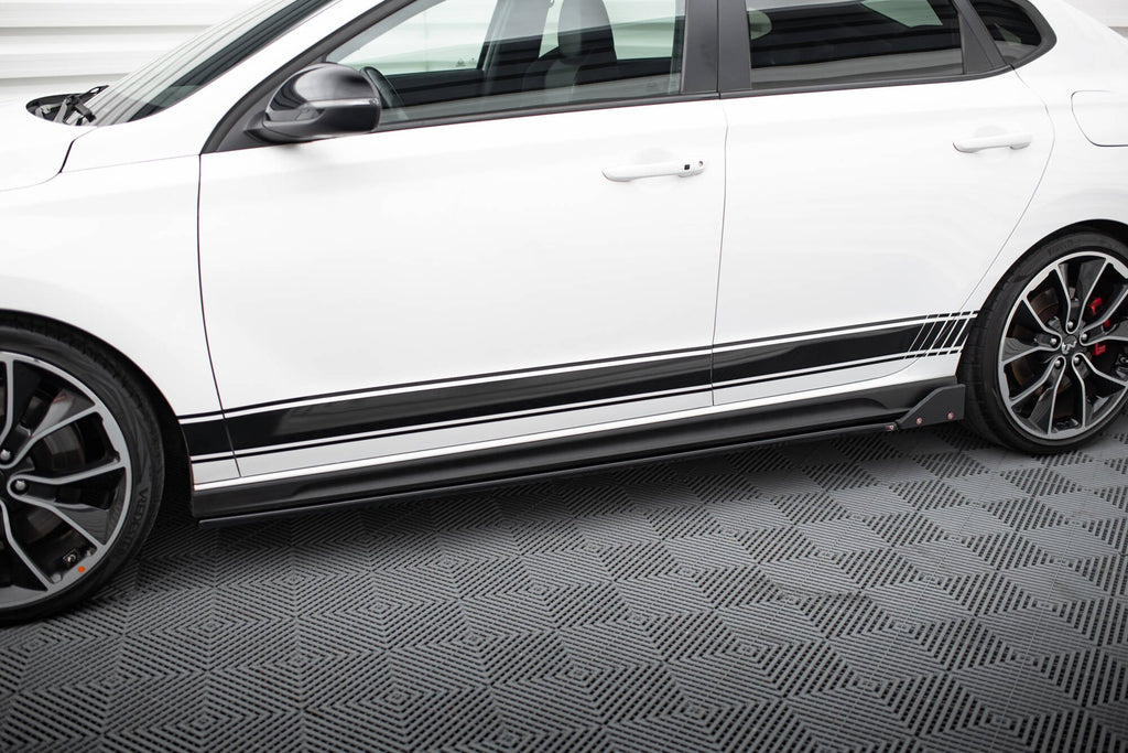 Maxton Design Difusores de taloneras laterales V.5 + Flaps para Hyundai I30 N / N-Line Hatchback / Fastback Mk3 / Mk3 Facelift - imagen 1