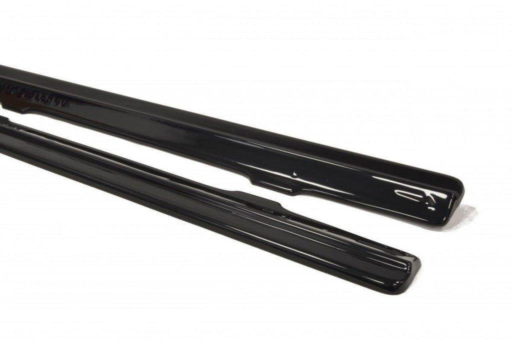 Maxton Design Difusores de taloneras laterales para Volkswagen Golf Mk5 GTI - imagen 1