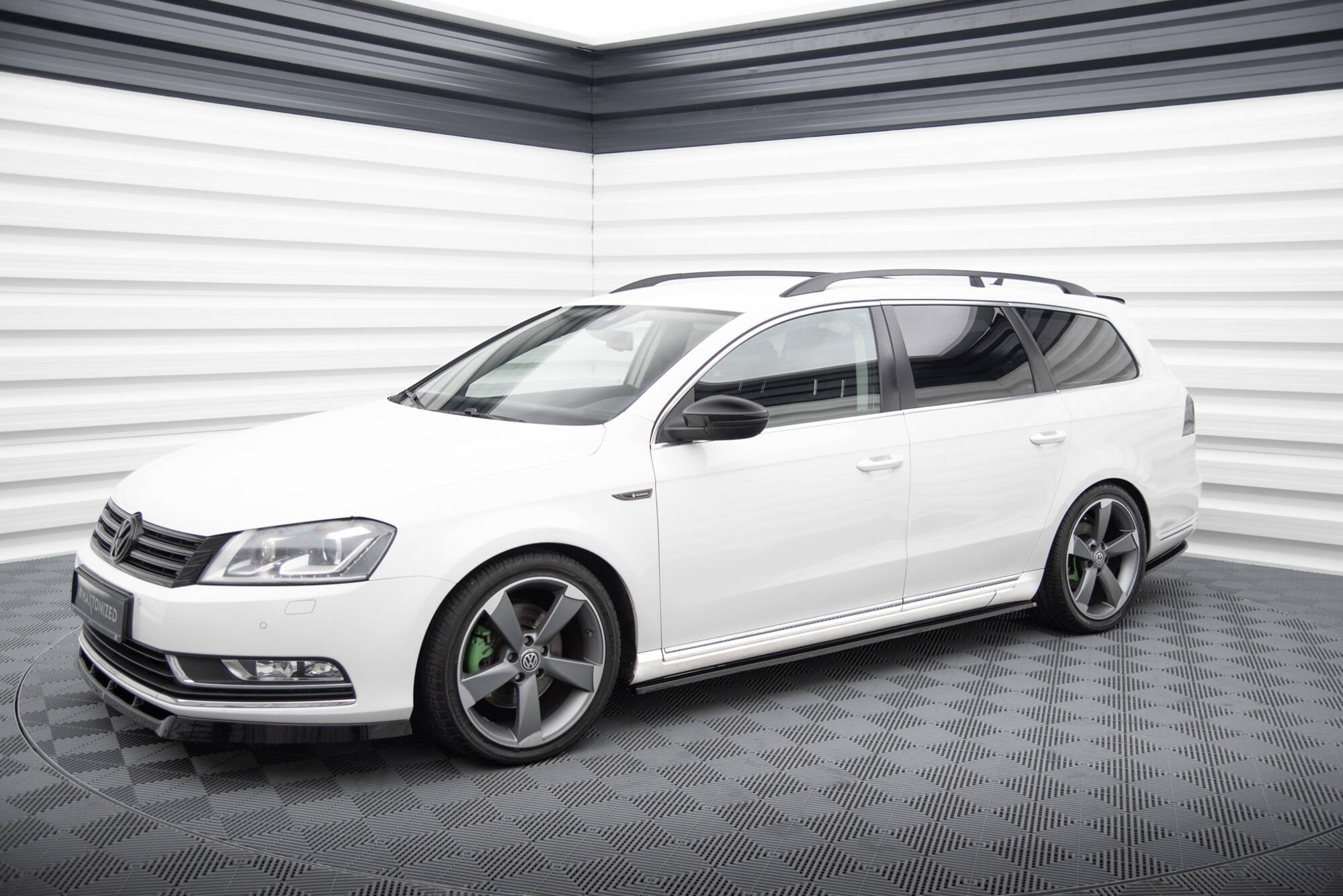 Maxton Design Difusores de taloneras laterales para Volkswagen Passat B7 - imagen 2