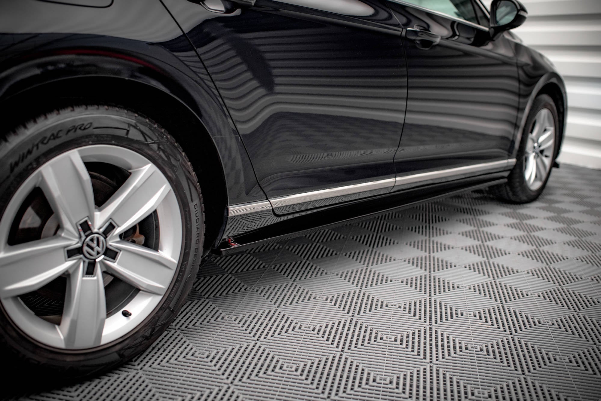 Maxton Design Difusores de taloneras laterales para Volkswagen Passat B8 Facelift - imagen 2