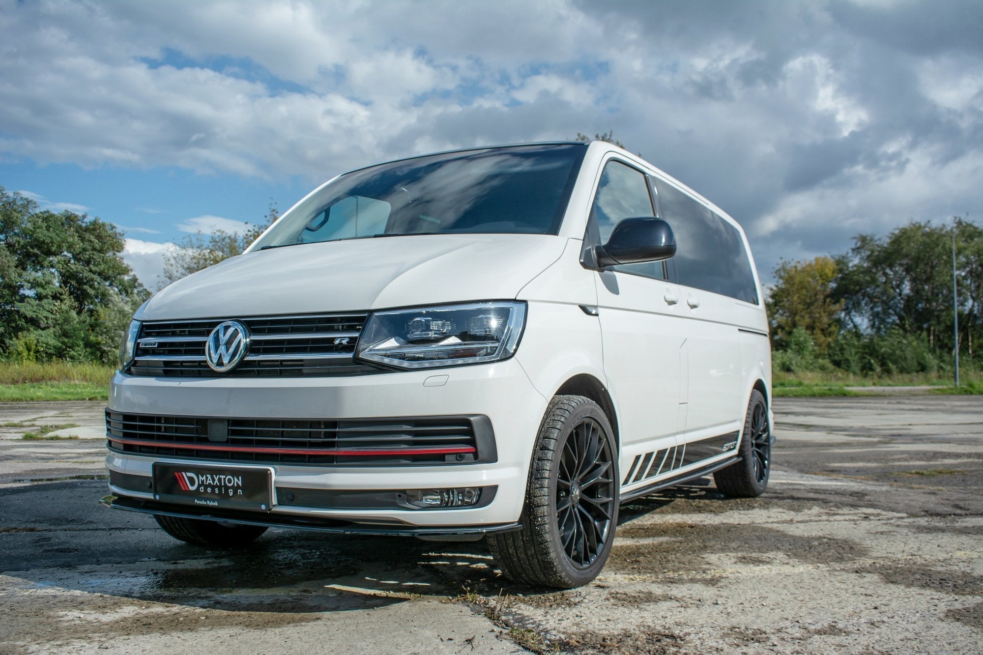 Maxton Design Difusores de taloneras laterales para Volkswagen T6 / T6.1 - imagen 2
