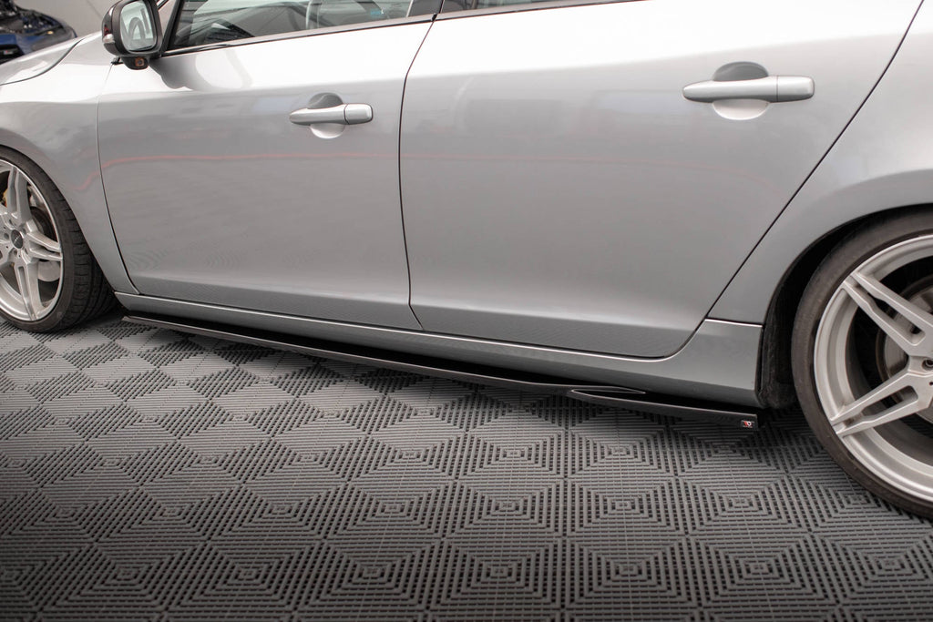 Maxton Design Difusores de taloneras laterales para Volvo S60 Standard / R-Design Mk2 / Mk2 Facelift - imagen 3