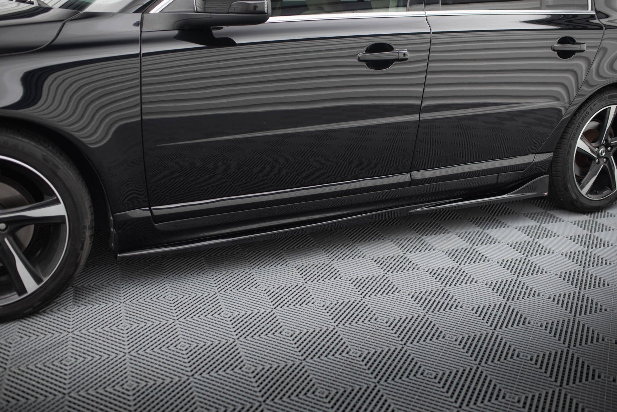 Maxton Design Difusores de taloneras laterales para Volvo S80 Mk2 - imagen 1