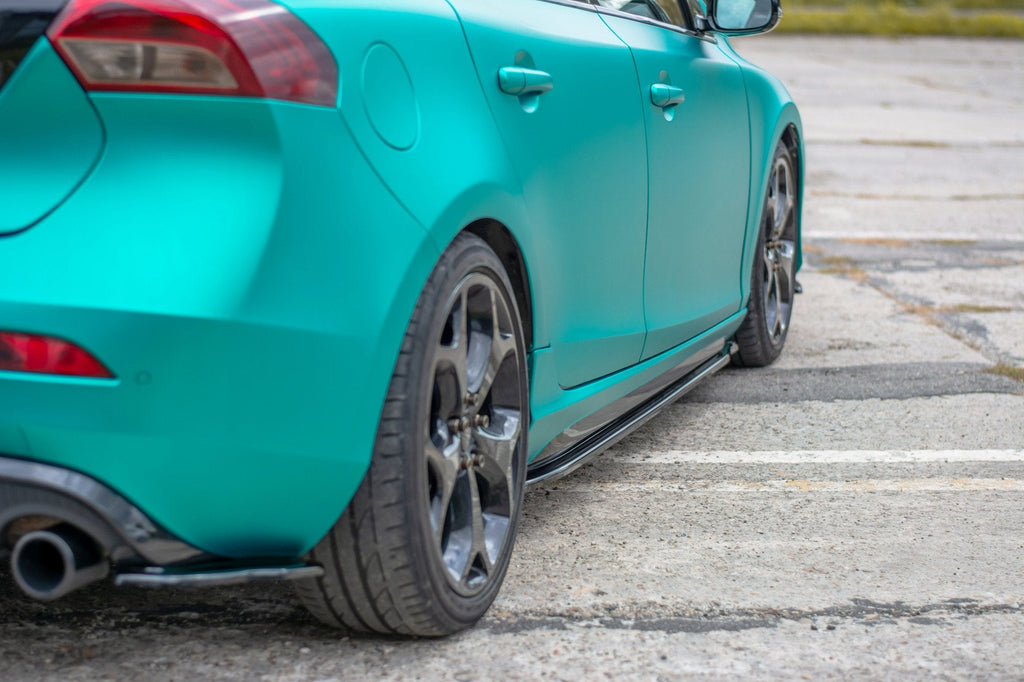 Maxton Design Difusores de taloneras laterales para Volvo V40 R-design - imagen 3