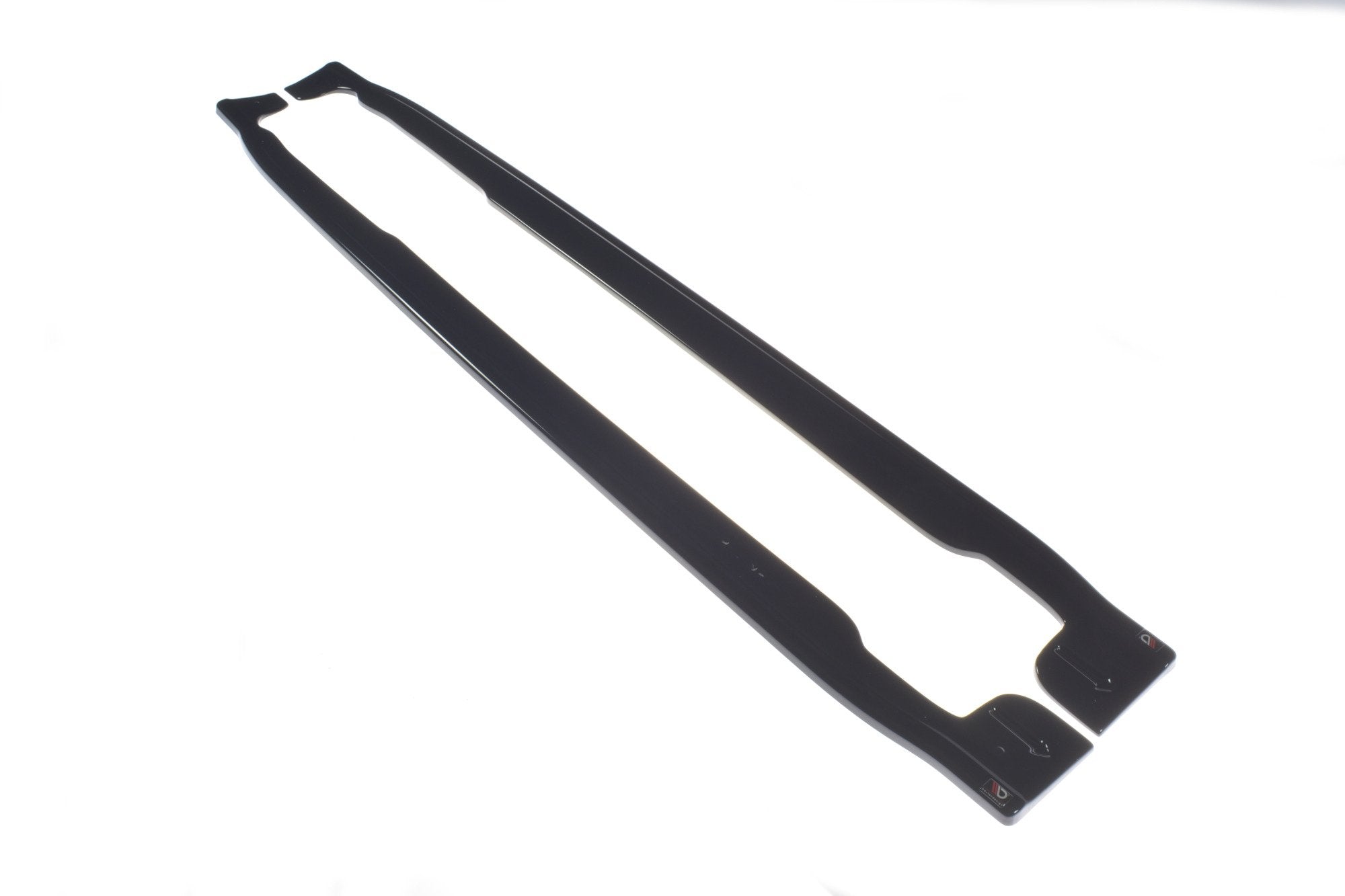 Maxton Design Difusores de taloneras laterales para Volvo V40 R-design - imagen 4