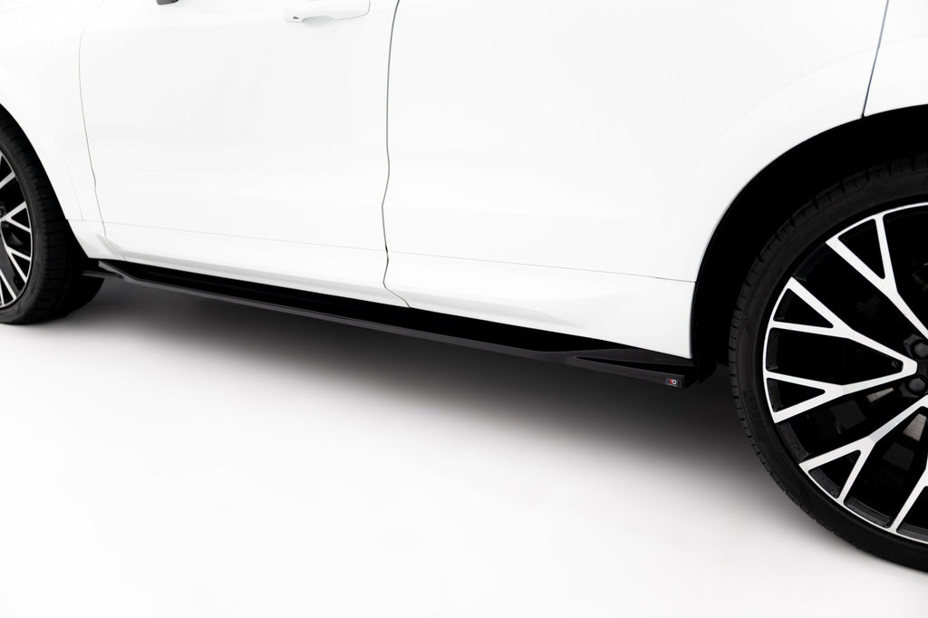 Maxton Design Difusores de taloneras laterales para Volvo XC60 Mk2 R-Design - imagen 3